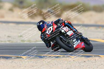 media/Oct-19-2024-CVMA (Sat) [[7df39c5a0d]]/Race 4-Formula Middleweight/